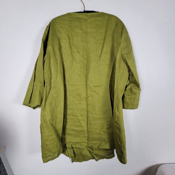 For Cynthia Petite Women Asymmetrical Button Linen Tunic Top 1X Green Artsy NWOT - Picture 2 of 8